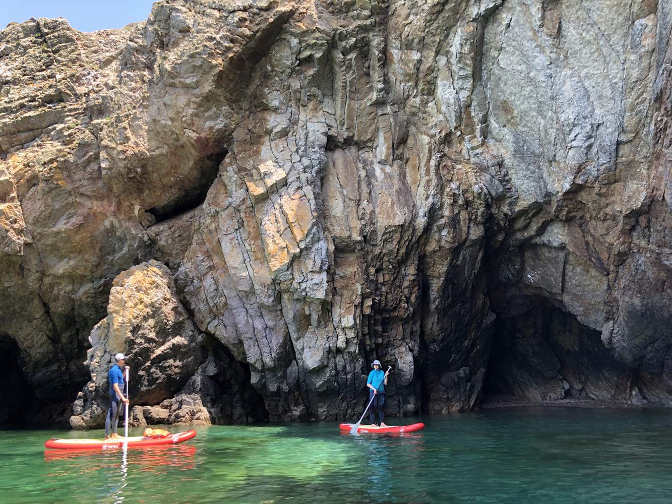 balade-stand-up-paddle-grotte-morgat